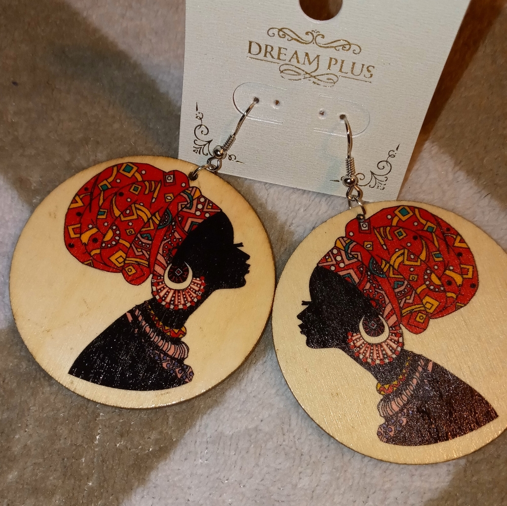 Red Scarf African Queen Hook Earrings